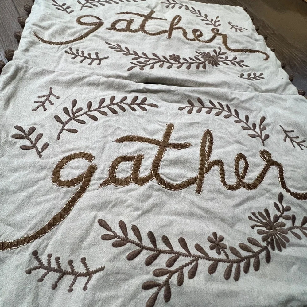 Pottery Barn Gather Embroidered 16
